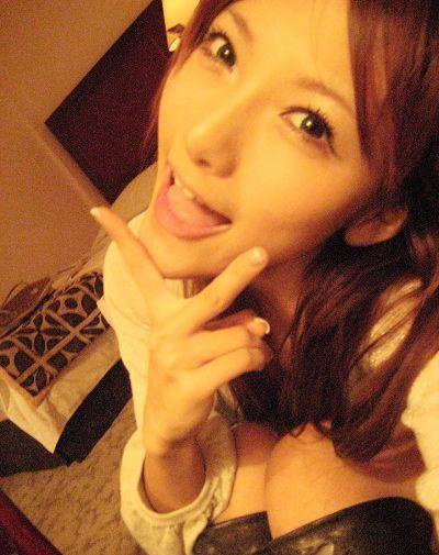 �Ըл�������Ů������˽����Ƭ