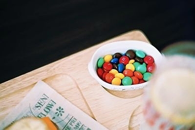 ������QQ�ռ�ɫ�ʰ�쵵�������ܰ�ռ�Сͼ_QQ�ռ�Сͼ�ز�����_QQ�ռ�����_www.qqtequ.com